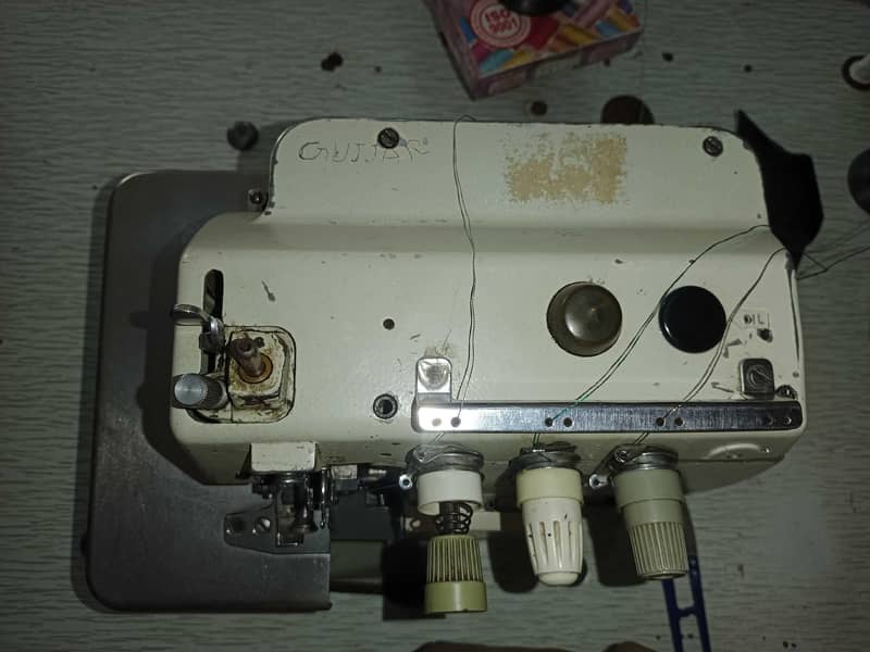 overlock/piko machine 5