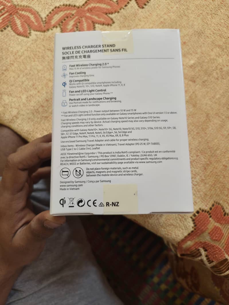 Samsung wireless stand 2