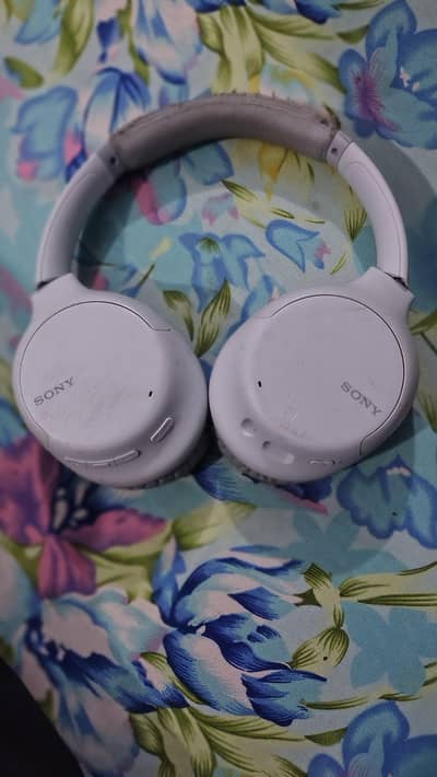Sony WH-CH710N Wireless Noise Cancelling Headphone
