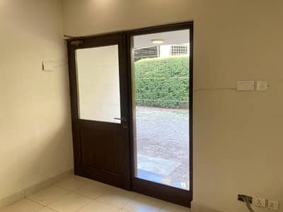 1 Kanal House for Rent Gulberg Very Hot Location (Ideal for Family or Silent Office: Call Center / Software House)