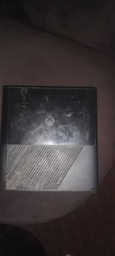 xbox 360 latest e model ultra slim red light no display fan speeds up