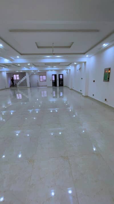 10 Marla Brand New Building 4 Floor In Plaza For Rent In Johar Town For Multinational, IT Center, Software House, Restaurant Other Setup As You Want