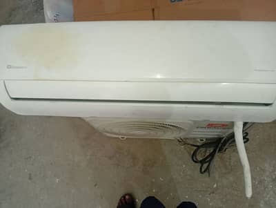 Dawlance DC inverter AC