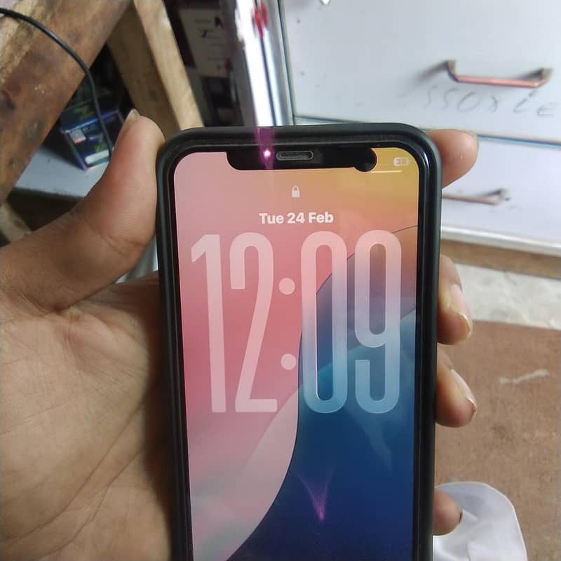 iphone 11 pro 2