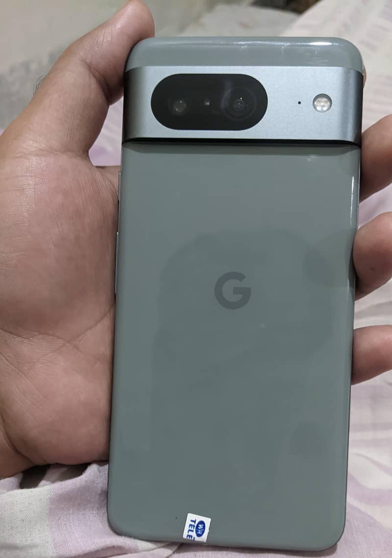 Google Pixel 8 0