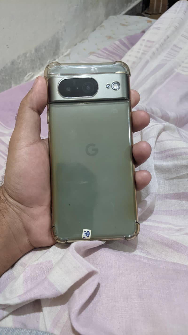 Google Pixel 8 5