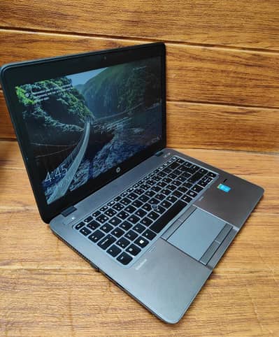 HP EliteBook 840 g2 RAM:8GB SSD:256