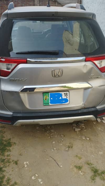 Honda BR-V 2018 contact :0332-4251729