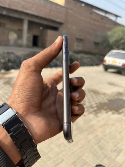 iphone 11 urgent sell factory unlocked