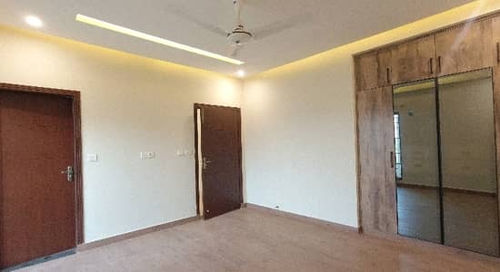 Flat Spread Over 13 Marla In Askari 11 - Sector D Available