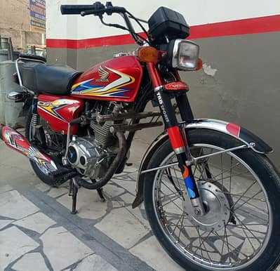 Honda CG 125 2019 model.  03123031402