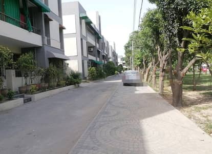 10 Marla Flat Up For rent In Askari 5