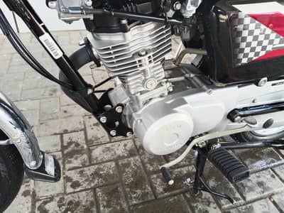 Honda cg125 2024 model Condition A++ 1 hand used 3700km driven