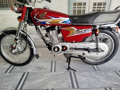 m Total jenion bike ok condition 10/10 rabta number 03441183010