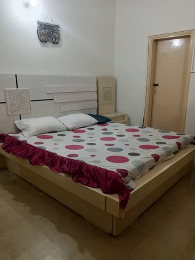 Bed Set with Dressing Table & Almirah Walnut Wood for Sale