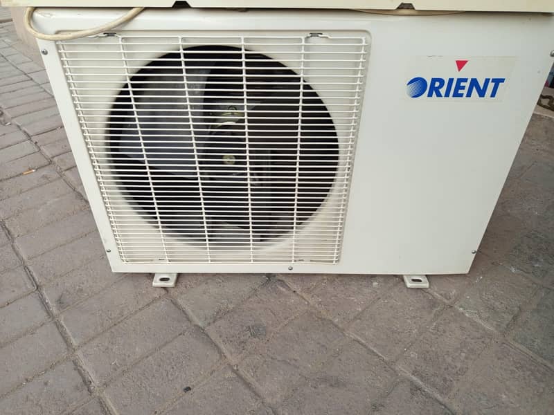 orient 1 ton split AC 1