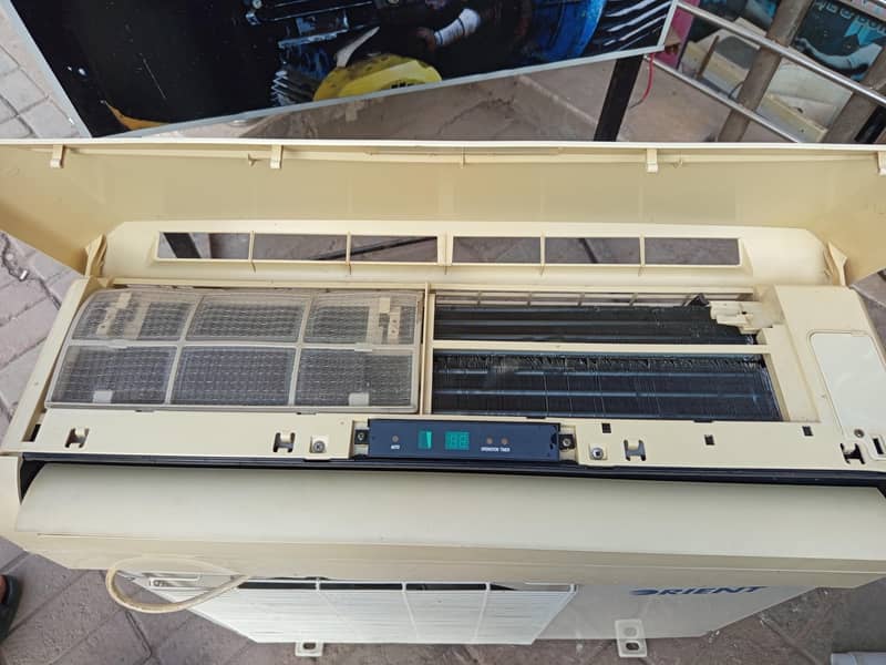 orient 1 ton split AC 3