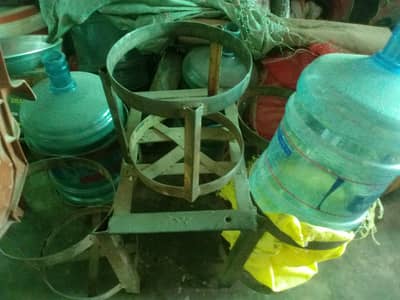 Bike stand 19 Litre Bottle wala.