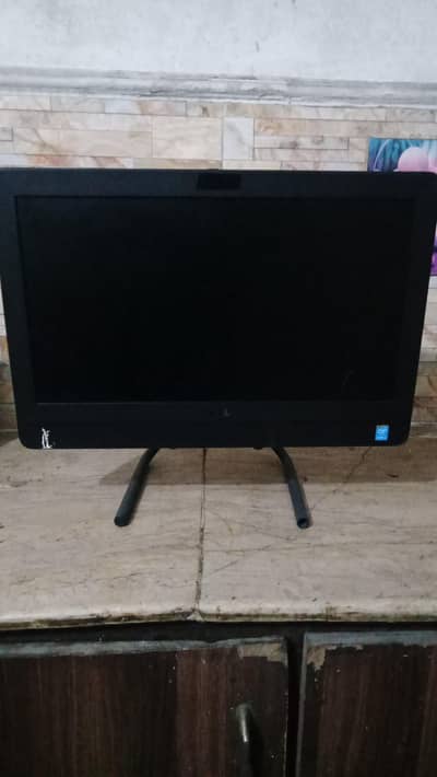 Dell, i3 4gb Ram 149 gb Memory