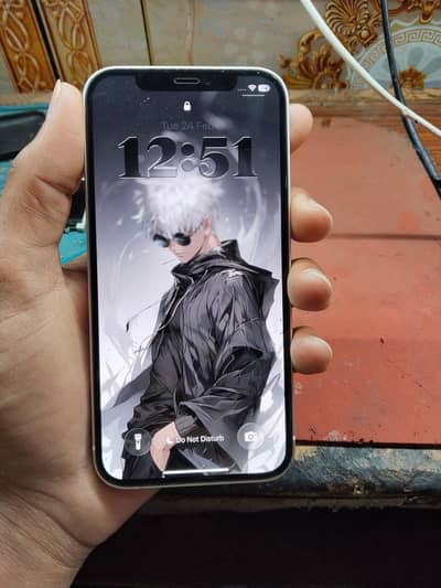 iPhone 12-128 gb 93 health 0 scratch back change but 100 % genuine