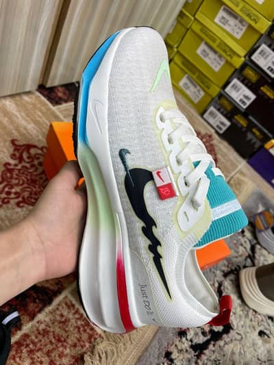 Original Branded Sneakers in Pakistan | Joggesko Deals