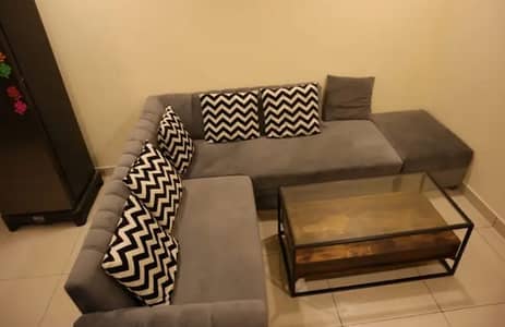 Daily basis Short Time flats available bahria twon