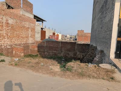 3 Marla 77 Sqft Plot For Sale In New Amir Town Facing Park & Masjid