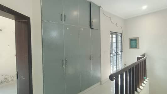 VALANCIA TOWN 16 MARLA HOUSE FOR RENT