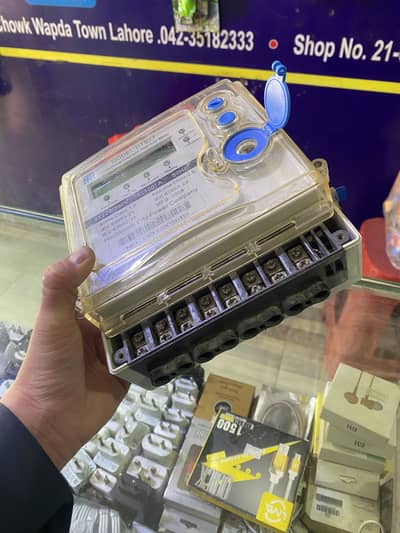 3 face electricity mete