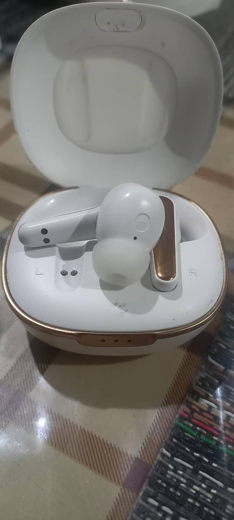 Ronin Eclipse Earbuds (slightly used) 0