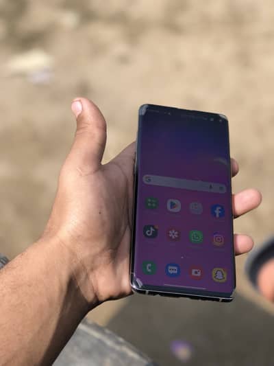SAMSUNG S10 plus 8gb 128gb
