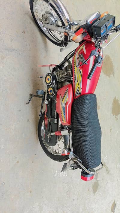 10/9 condition koi masla ni Tanki tapy our ashry bi new box pac pery h