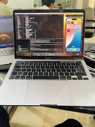 Macbook Pro m2 2022 8/256