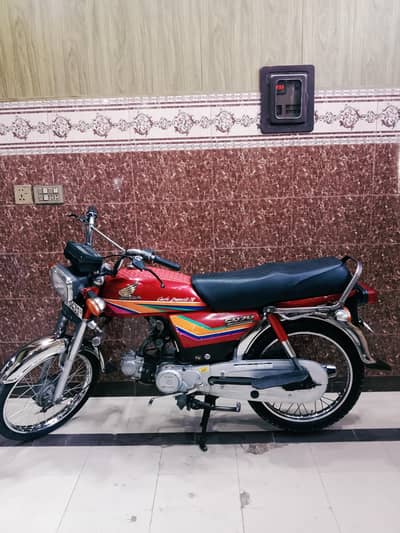 Honda cd 70 total original bike