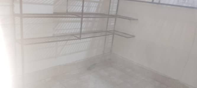 lohay Kai mazbot shelves