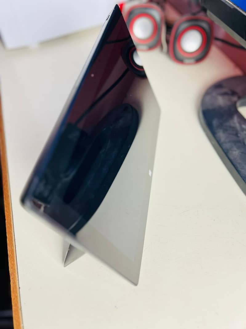 Microsoft Surface Pro i5 4th Generation Touch screen 8