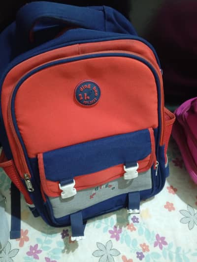 3 school bags in excellent condition