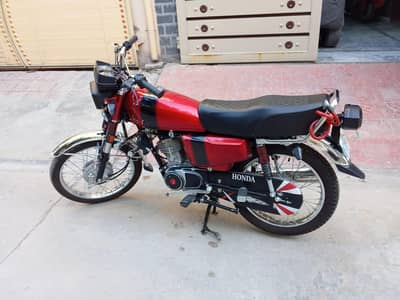 Honda CG 125 2025