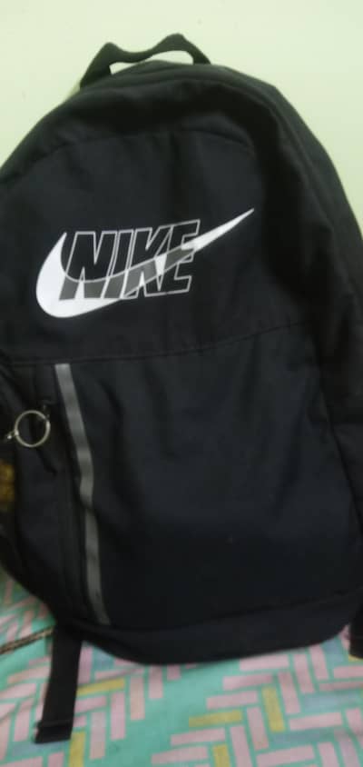 nike bags for colleg uni tution and els ,,unisex slightly used