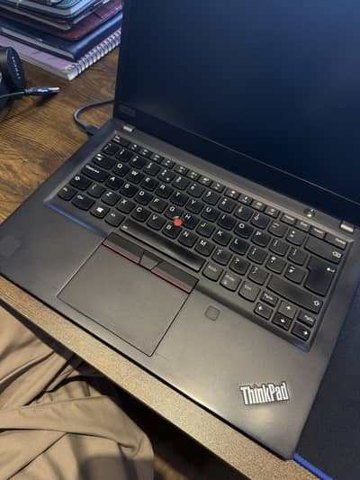 Lenovo Thinkpad T490s with Touchscreen