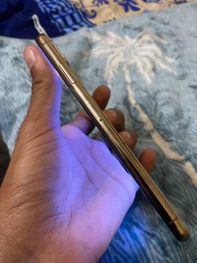 iphone xs max 64 PTA approved face id Okk all ok number 03260793642