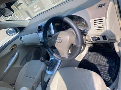 Toyota Corolla GLI 2011