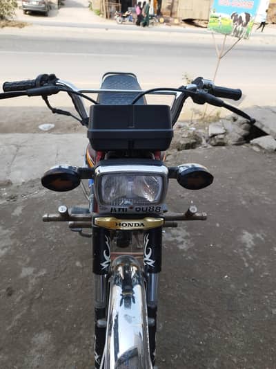 honda 125 1st owner behtreen bike
