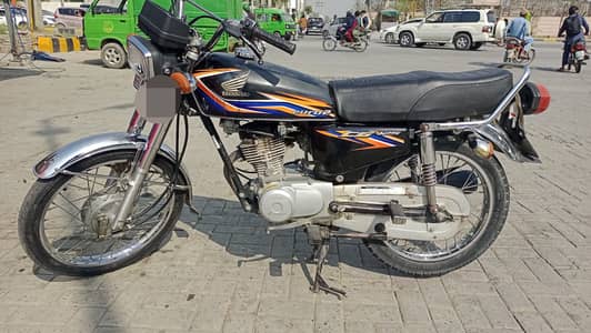 Honda CG-125  Model 2018 Total Genuine, Islamabad No