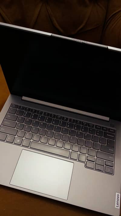 Lenovo i7 13th generation 10/10 with box charger