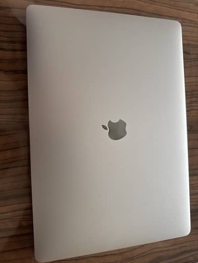 Macbook Pro 2019 8GB Graphic card