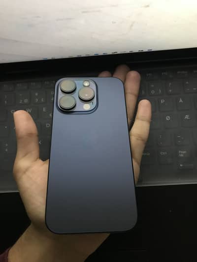 iPhone 15 pro 256 gb Bypass