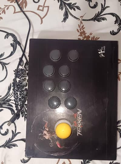 ARCADE STICK FOR FIGHT GAMES. TEKKEN. STREET FIGHTER. KING OF FIGHTERS