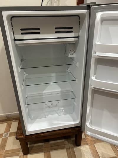 Mini Refrigerator for Sale – Excellent Condition
