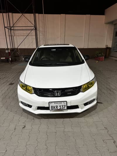 2013 model civic vti oriel prosmatec full option (b to b)